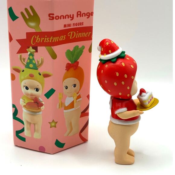 New Sonny Angel Strawberry Mini Figure, Christmas Dinner Series, Open Box - Picture 4 of 5